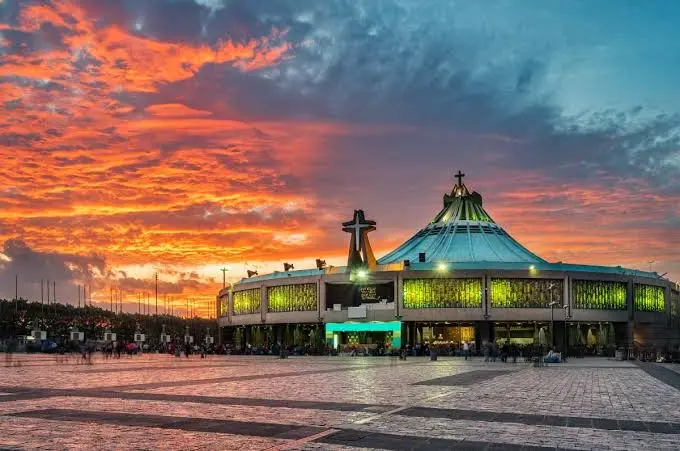 Tour en Teotihuacán con visita a la Basilica de Guadalupe